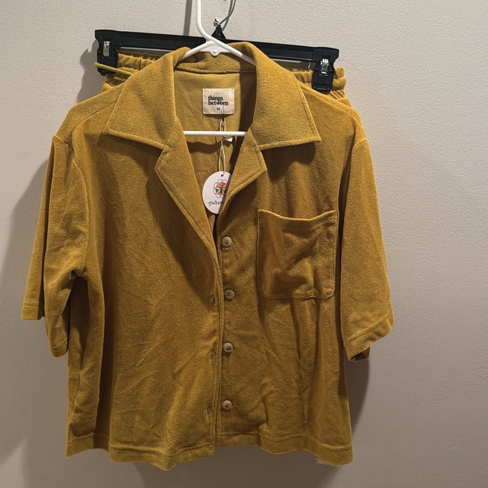 NWT Things Between Terrycloth Button down set Med… - image 4
